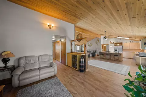 Entry Way - 56532 Eclipse Dr, Bend, OR 97707 photo 1 of 1