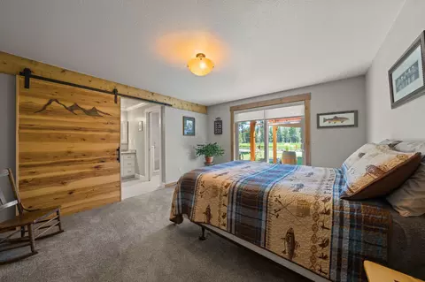 Bedroom - 56532 Eclipse Dr, Bend, OR 97707 photo 1 of 3