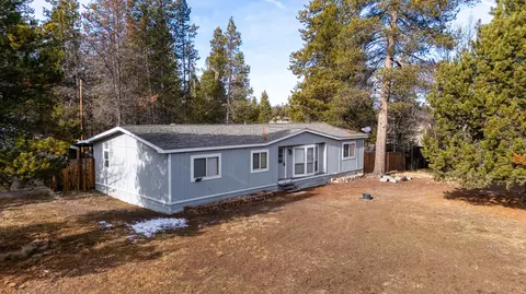 53263 Bridge Dr, La Pine, OR 97739 photo 5