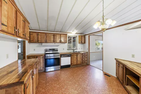 53263 Bridge Dr, La Pine, OR 97739 photo 17