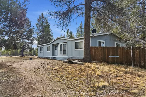 53263 Bridge Dr, La Pine, OR 97739 photo 8