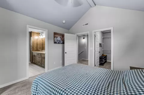 Bedroom - 20475 Del Coco Ct, Bend, OR 97702 photo 3 of 3