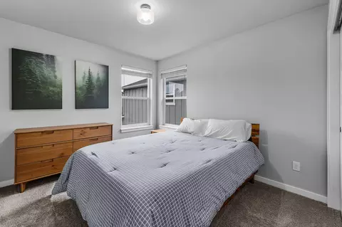 Bedroom - 20475 Del Coco Ct, Bend, OR 97702 photo 2 of 3