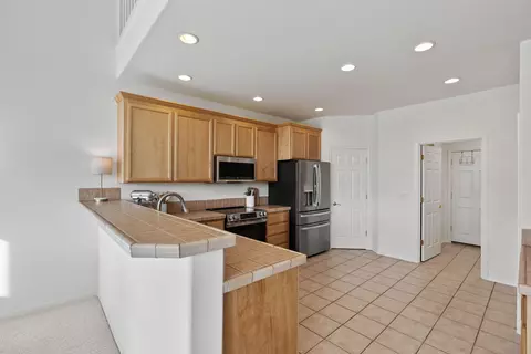 Kitchen - 8524 Forest Ridge Loop, Redmond, OR 97756 photo 1 of 3