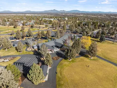 View/Area - 8524 Forest Ridge Loop, Redmond, OR 97756 photo 11 of 23