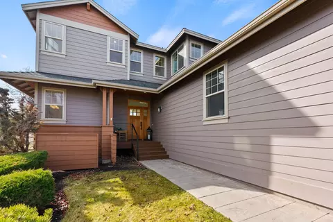 Exterior - 8524 Forest Ridge Loop, Redmond, OR 97756 photo 2 of 13