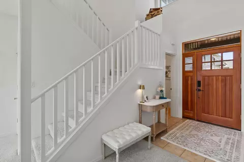 Entry Way - 8524 Forest Ridge Loop, Redmond, OR 97756 photo 2 of 5