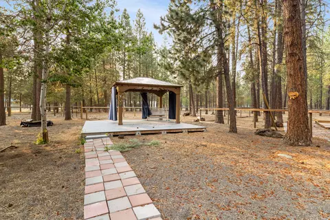 Exterior - 15218 Ponderosa Loop, La Pine, OR 97739 photo 3 of 8