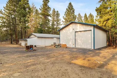 Exterior - 15218 Ponderosa Loop, La Pine, OR 97739 photo 4 of 8