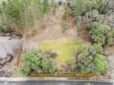 2234 SE Linden Ln, Grants Pass, OR 97527
