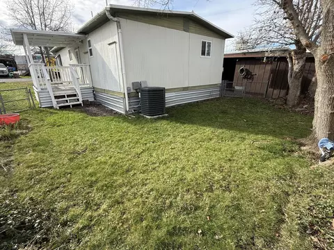 421 Stevens Rd UNIT 20, Eagle Point, OR 97524 photo 19