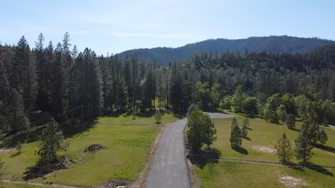 4697 Evans Creek Rd, Rogue River, OR 97537 photo 6