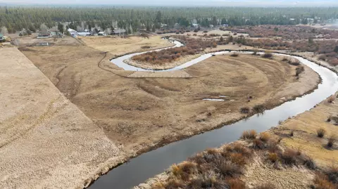 View/Area - 52975 Riverview Dr, La Pine, OR 97739 photo 2 of 11