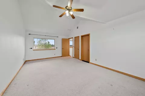 Bedroom - 52975 Riverview Dr, La Pine, OR 97739 photo 2 of 9
