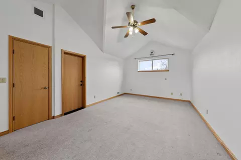 Bedroom - 52975 Riverview Dr, La Pine, OR 97739 photo 1 of 9