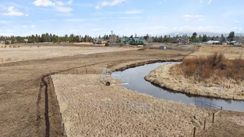 View/Area - 52975 Riverview Dr, La Pine, OR 97739 photo 7 of 11