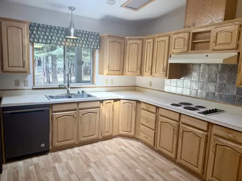 52141 Foxtail Rd, La Pine, OR 97739 photo 28