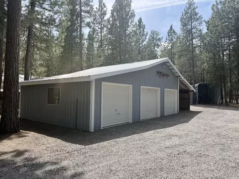 52141 Foxtail Rd, La Pine, OR 97739 photo 6