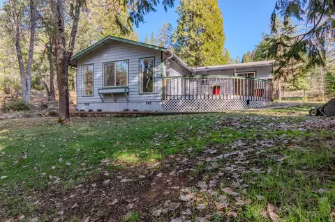 10950 Ramsey Rd, Gold Hill, OR 97525