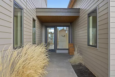 Other - 19170 Gateway Loop, Bend, OR 97702 photo 1 of 8