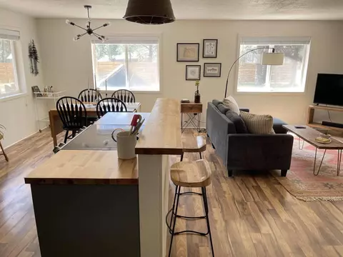 Kitchen - 52960 Snow Flake Ln, La Pine, OR 97739 photo 6 of 6