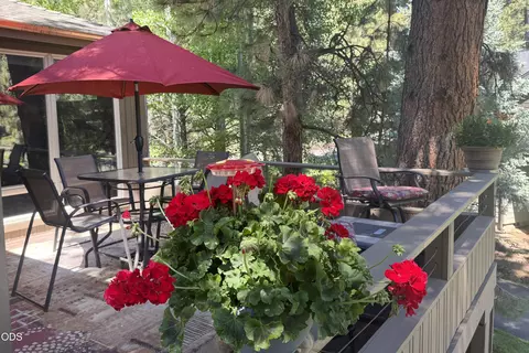 Exterior - 60786 Currant Way, Bend, OR 97702 photo 5 of 11