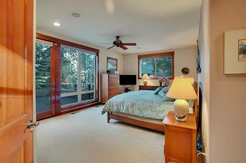 Bedroom - 60786 Currant Way, Bend, OR 97702 photo 3 of 6