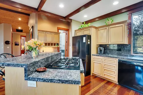 Kitchen - 60786 Currant Way, Bend, OR 97702 photo 1 of 2