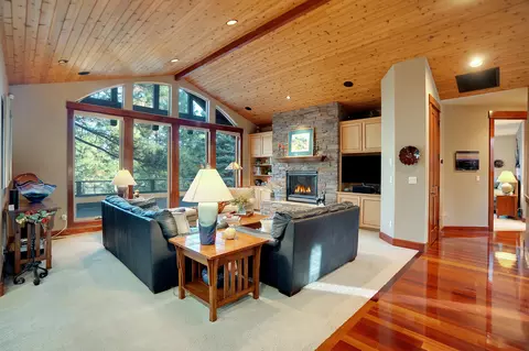 Living - 60786 Currant Way, Bend, OR 97702 photo 1 of 4