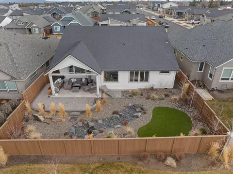 Exterior - 3843 NE Oakside Loop, Bend, OR 97701 photo 1 of 10