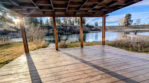 Exterior - 32550 Rivers Dr, Chiloquin, OR 97624 photo 4 of 7