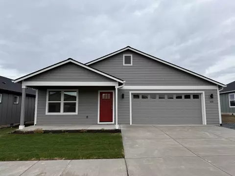 588 NE Mitchell St #170, Madras, OR 97741