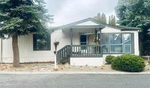 63687 Ranch Village Dr #40, Bend, OR 97701