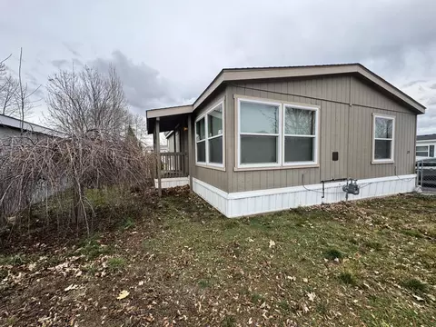 4751 Bellm Dr #29, Klamath Falls, OR 97603