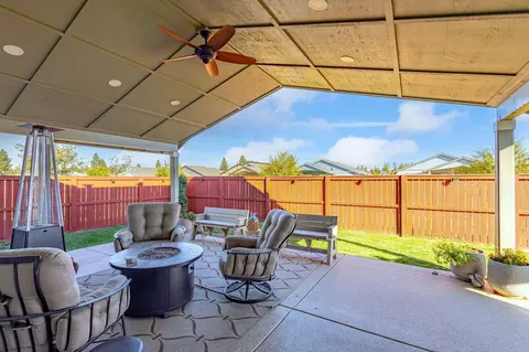 51780 Mountain Pine St, La Pine, OR 97739