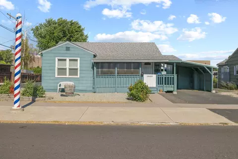 1633 Division St, Klamath Falls, OR 97601
