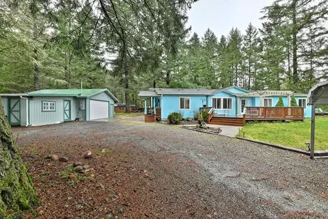 2056 Rockydale Rd, Cave Junction, OR 97523