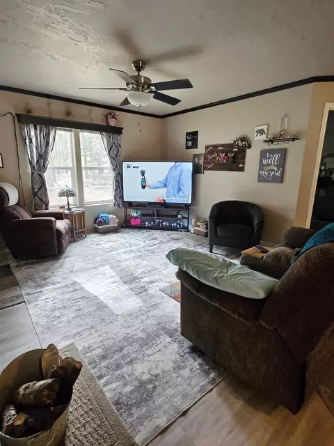 1325 Cheryl Dr, La Pine, OR 97739 photo 6