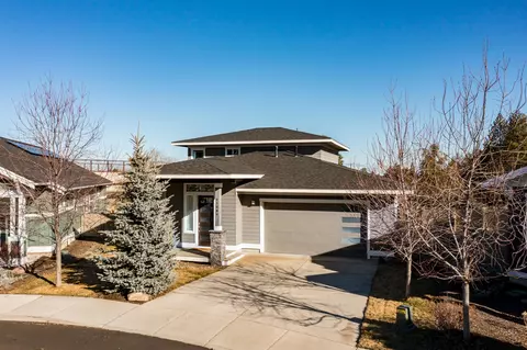 61089 SEcho Lake Ct, Bend, OR 97702