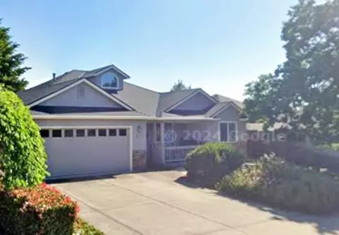 616 Cedarwood Dr, Eagle Point, OR 97524 photo 3