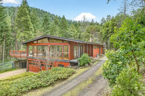 2922 Anderson Creek Rd, Talent, OR 97540