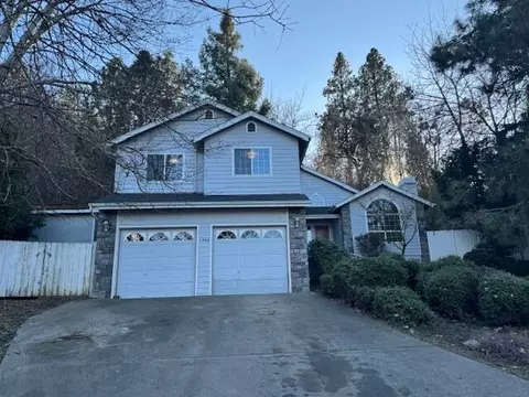 1986 Kelly Way, Grants Pass, OR 97527