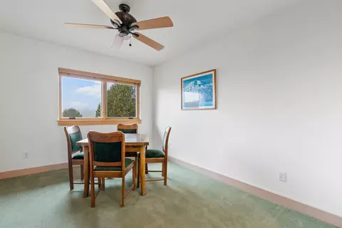 Dining - 66255 White Rock Loop, Bend, OR 97703 photo 4 of 6