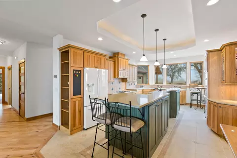 Kitchen - 66255 White Rock Loop, Bend, OR 97703 photo 2 of 8