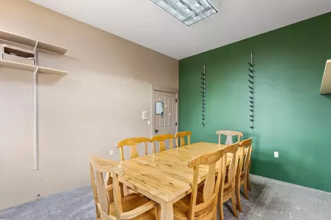Dining - 66255 White Rock Loop, Bend, OR 97703 photo 6 of 6