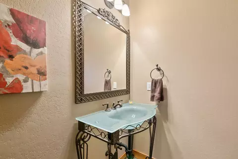 Bath - 66255 White Rock Loop, Bend, OR 97703 photo 1 of 10