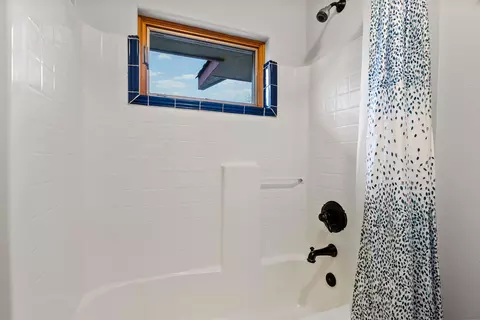 Bath - 66255 White Rock Loop, Bend, OR 97703 photo 10 of 10