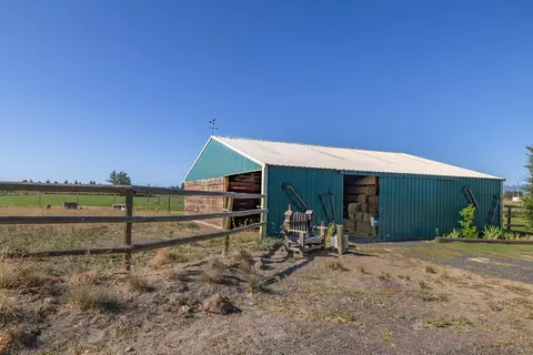 Exterior - 66255 White Rock Loop, Bend, OR 97703 photo 13 of 15