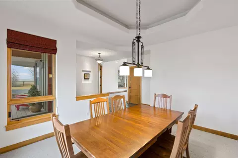 Dining - 66255 White Rock Loop, Bend, OR 97703 photo 3 of 6