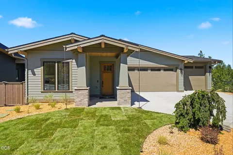 3031 NW Polarstar Ave #LOT 37, Bend, OR 97703